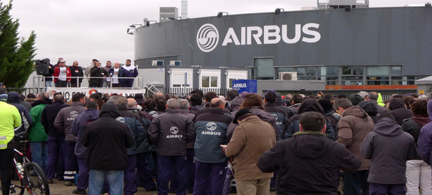 Concentracin de apoyo a los 8 de Airbus en Getafe