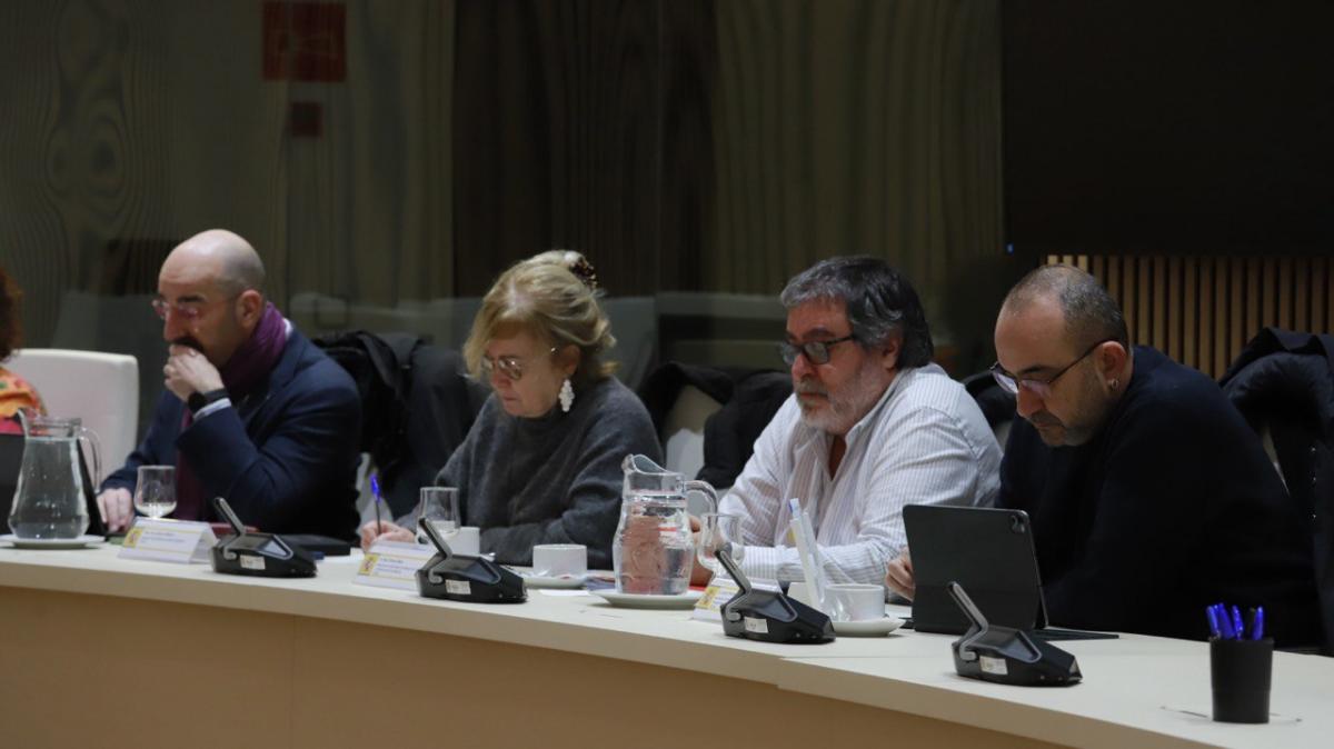 Los negociadores de CCOO y UGT, con Javier Pacheco, a la cabeza.