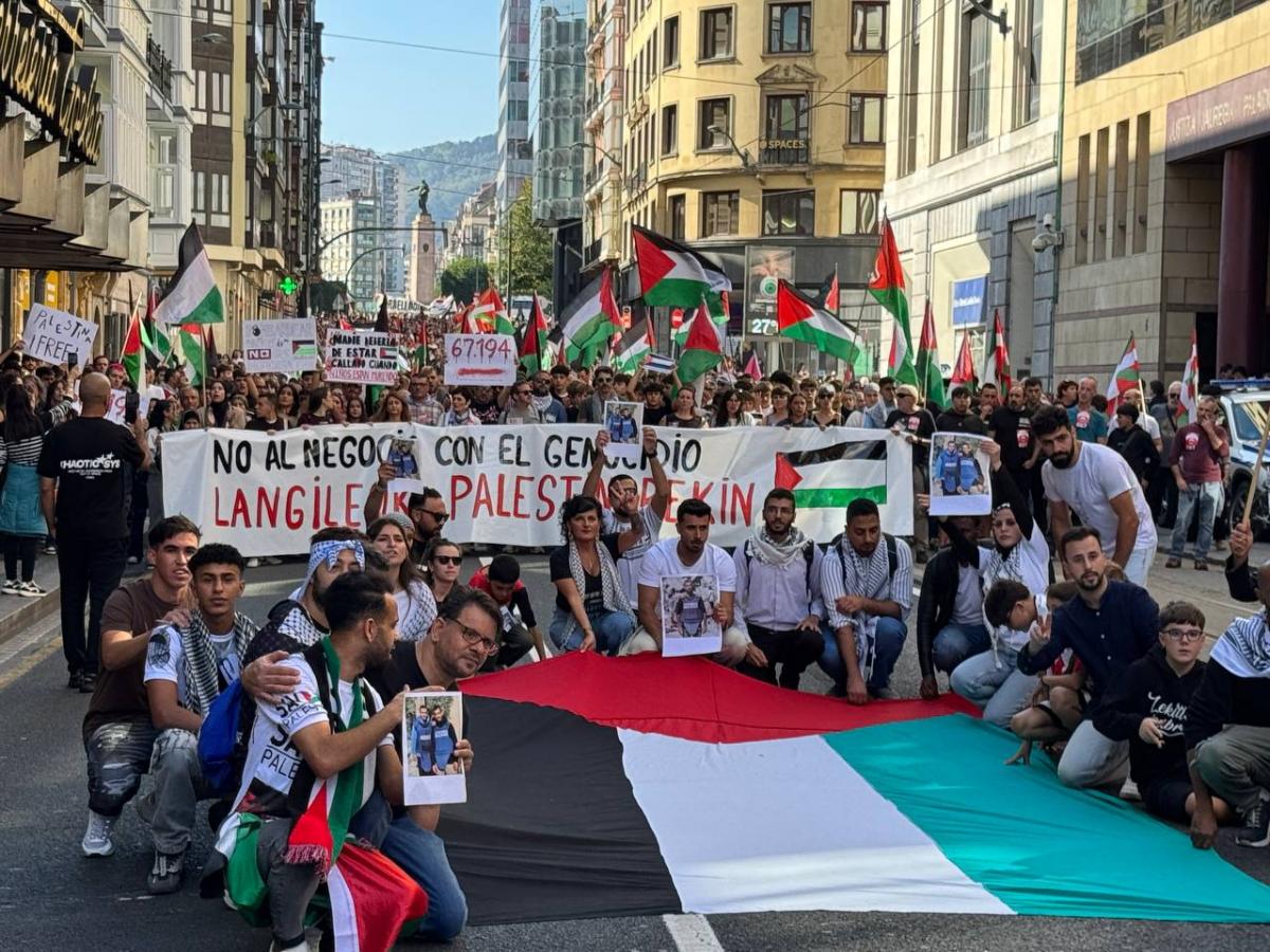 Los sindicatos convocantes denuncian la ocupación ilegal de territorios palestinos en la Franja de Gaza y Cisjordania, así como la usurpación de bienes palestinos.