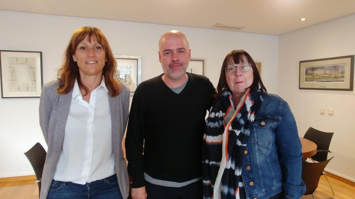 Esther Lynch, junto a Unai Sordo y Cristina Faciaben, durante su visita a CCOO el pasado mes de abril