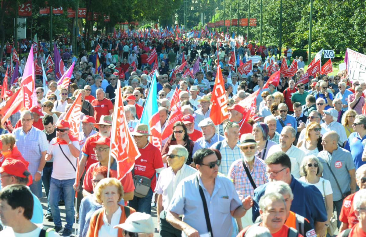 La manifestación por el Paseo del Prado de Madrid