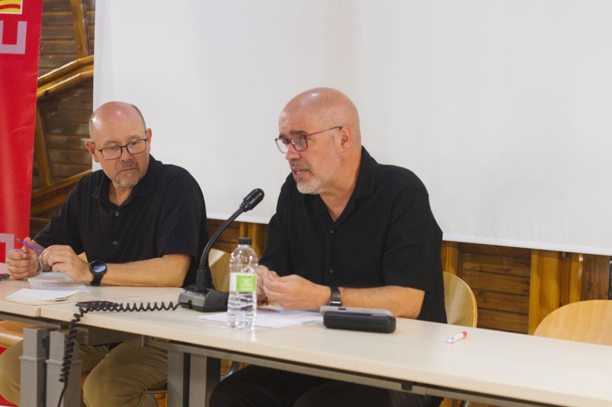 Unai Sordo, junto al secretario general de CCOO Aragón, Manuel Pina, en Morillo de Tou (Huesca).