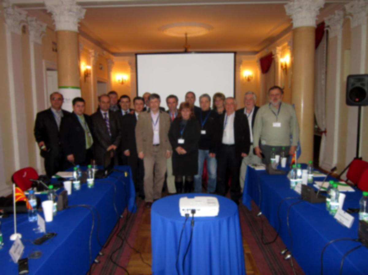 Quienes participaron en las jornadas posan para una foto recuerdo