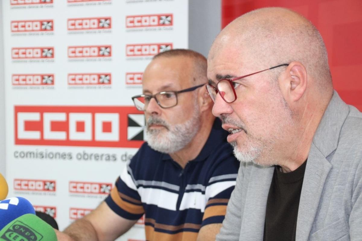 Unai Sordo junto a junto al secretario general de CCOO Ceuta, Ángel Lara, durante la rueda de prensa.