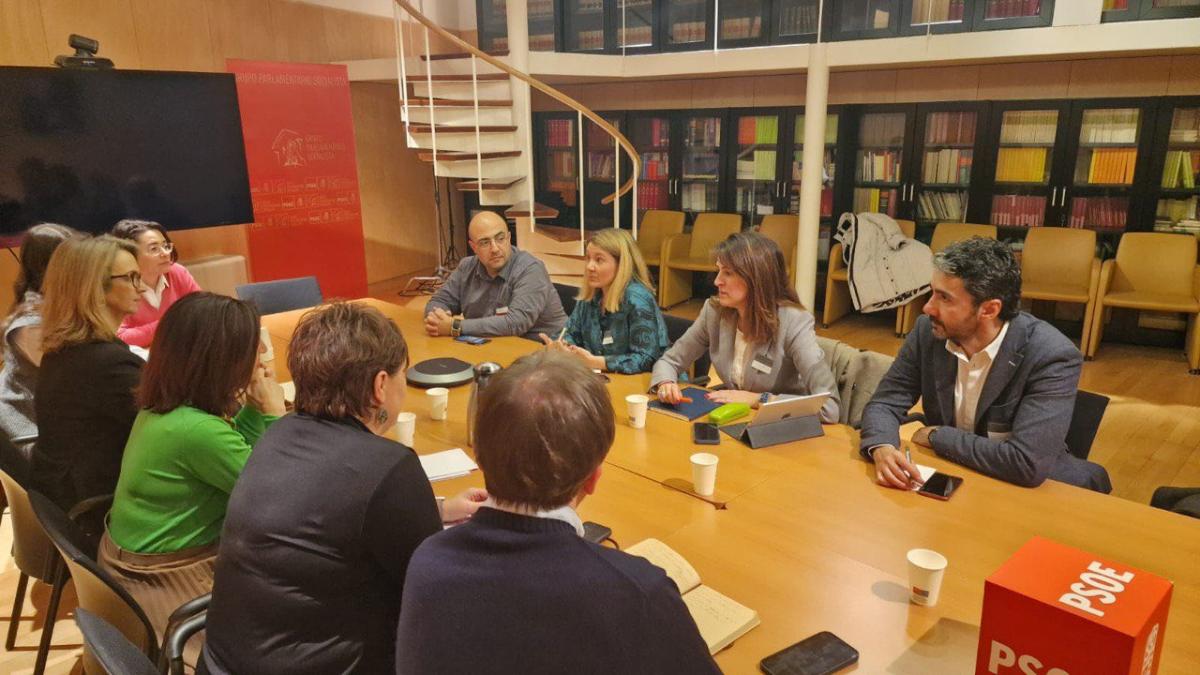 Reuni�n mantenida con portavoces de los grupos parlamentarios en el Congreso de los Diputados