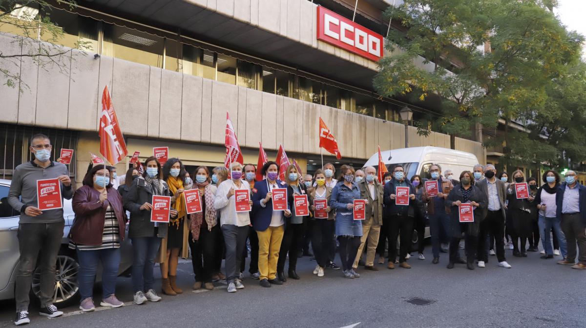 Concentración de la CSCCOO de condena del fascismo y en solidaridad con CGIL (Italia).