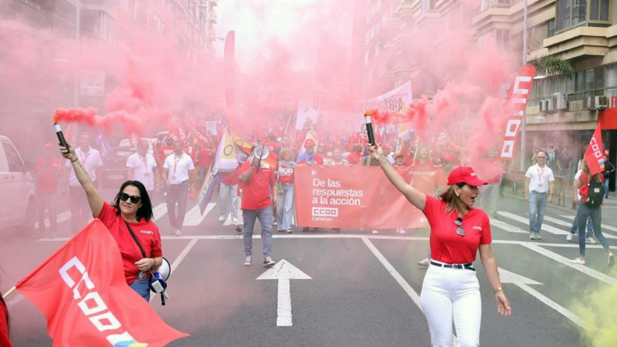 El secretario general de CCOO, Unai Sordo, ha exigido ante más de 1.200 delegados y delegadas en la asamblea en Canarias que el crecimiento económico del país se traslade de forma inmediata a los hogares de la clase trabajadora con una subida real de los salarios.