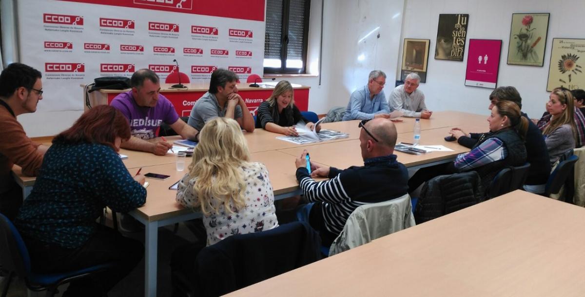 Asamblea de delegados y delegadas de las grandes empresas de la qumica navarra