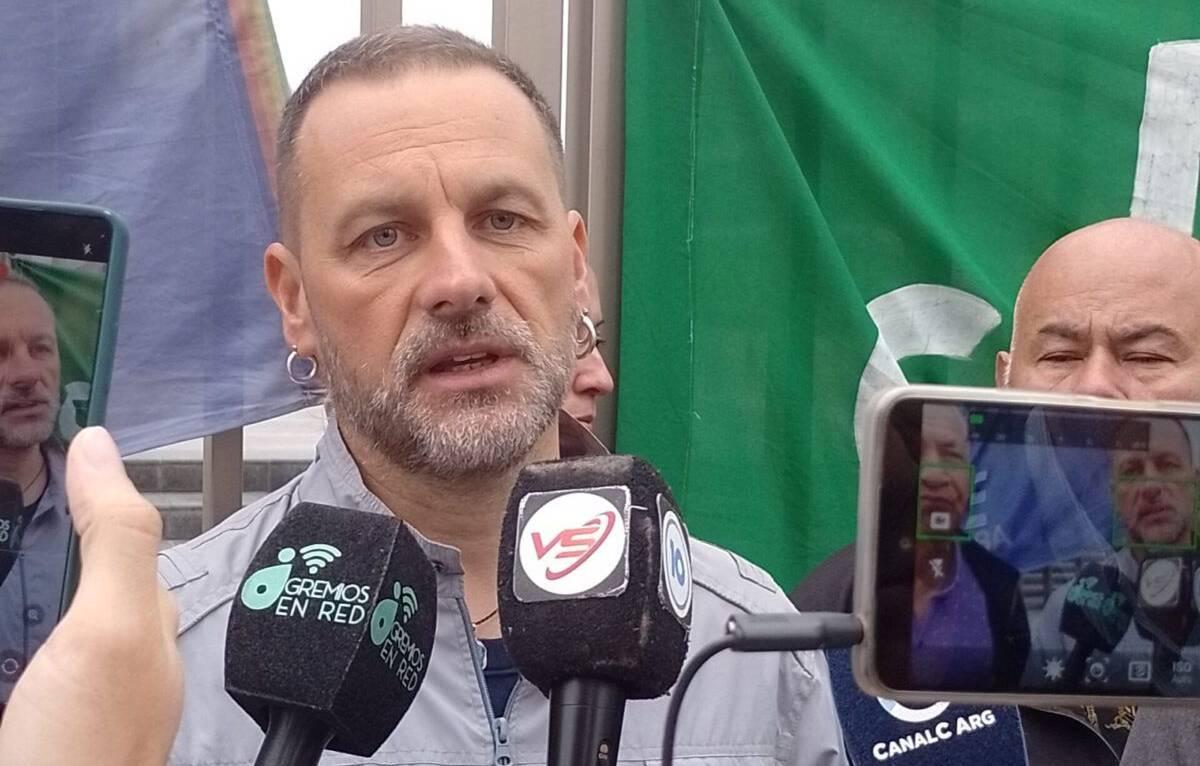 Federico Giuliani, dirigente sindical argentino, que denuncia persecución política y sindical, además de torturas.