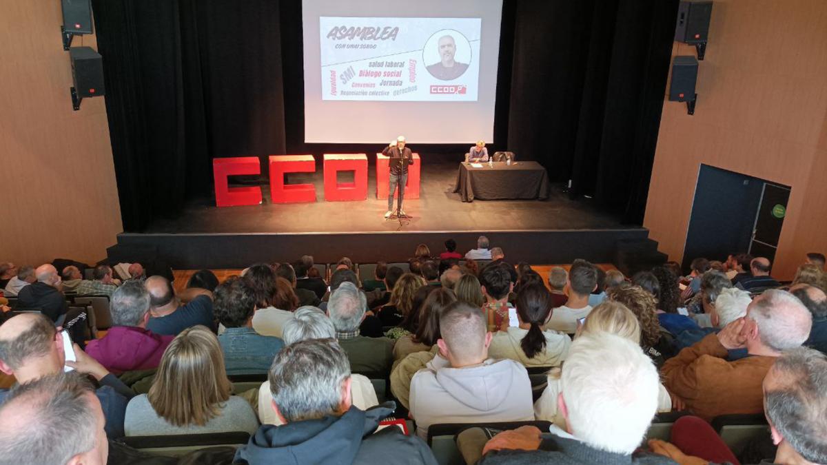 25 de enero: Unai Sordo explica en una asamblea en Pamplona el acuerdo de subida del SMI.