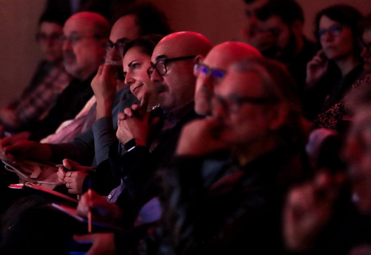 Integrantes de la ejecutiva confederal de CCOO siguen atentamente las intervenciones.