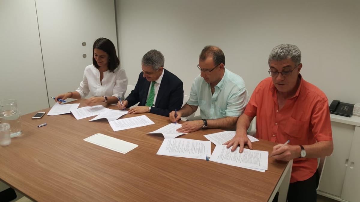 El preacuerdo lo han negociado y firmado CCOO de Industria, UGT FICA y FEIQUE