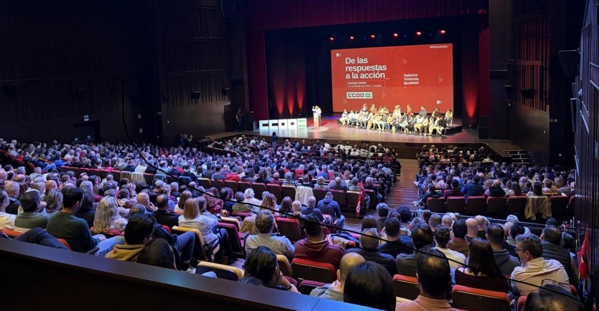 El auditorio La Cartuja de Sevilla presentaba un lleno absoluto durante la asamblea de CCOO.