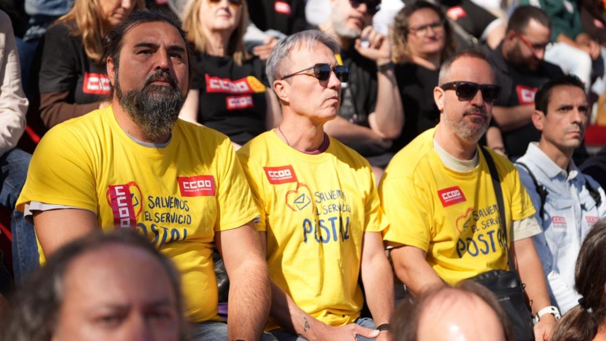 La asamblea ha contado con la presencia de delegados y delegadas de CCOO como numeroso personal docente en Madrid,  FSS Dependencia y Cuidados, sector de limpieza, comercio textil , sector ferroviario etc.