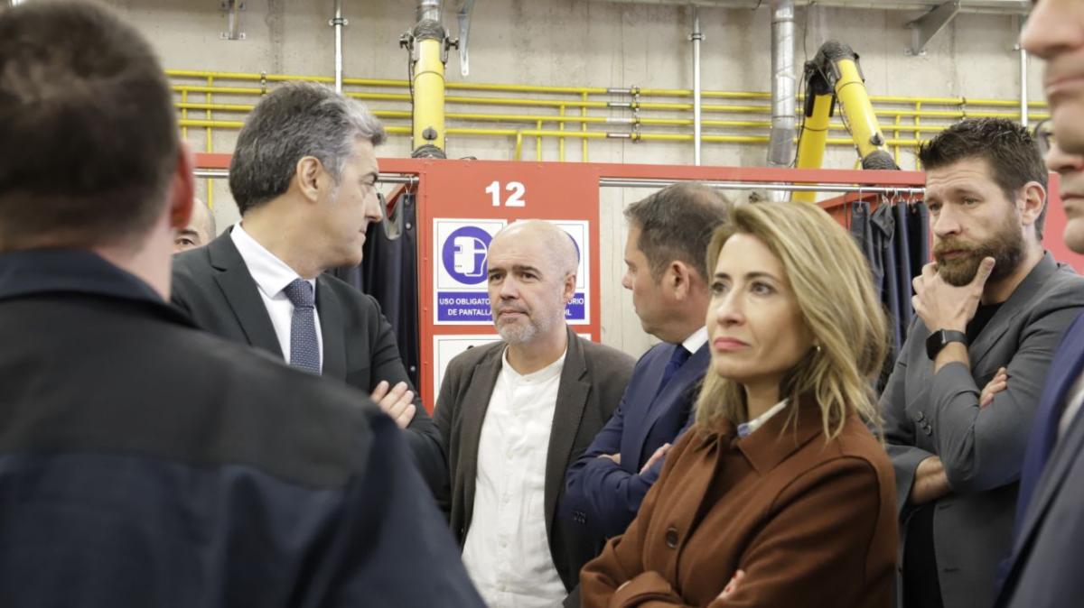 Unai Sordo, Raquel Snchez y Daniel Barragn, en un momento del acto por los 30 aos de la Fundacin Laboral de la Construccin