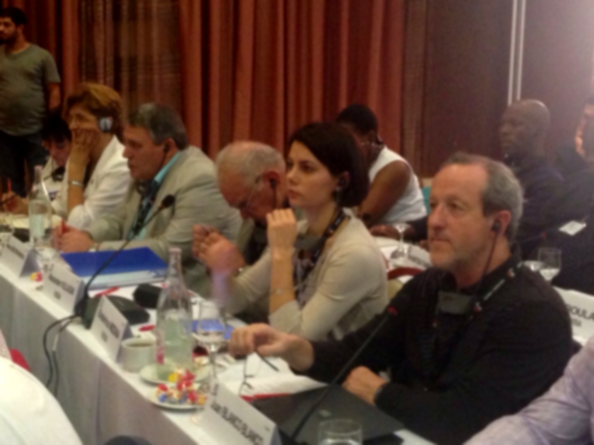 En primer plano, Juan Blanco, secretario de Internacional de CCOO de Industria