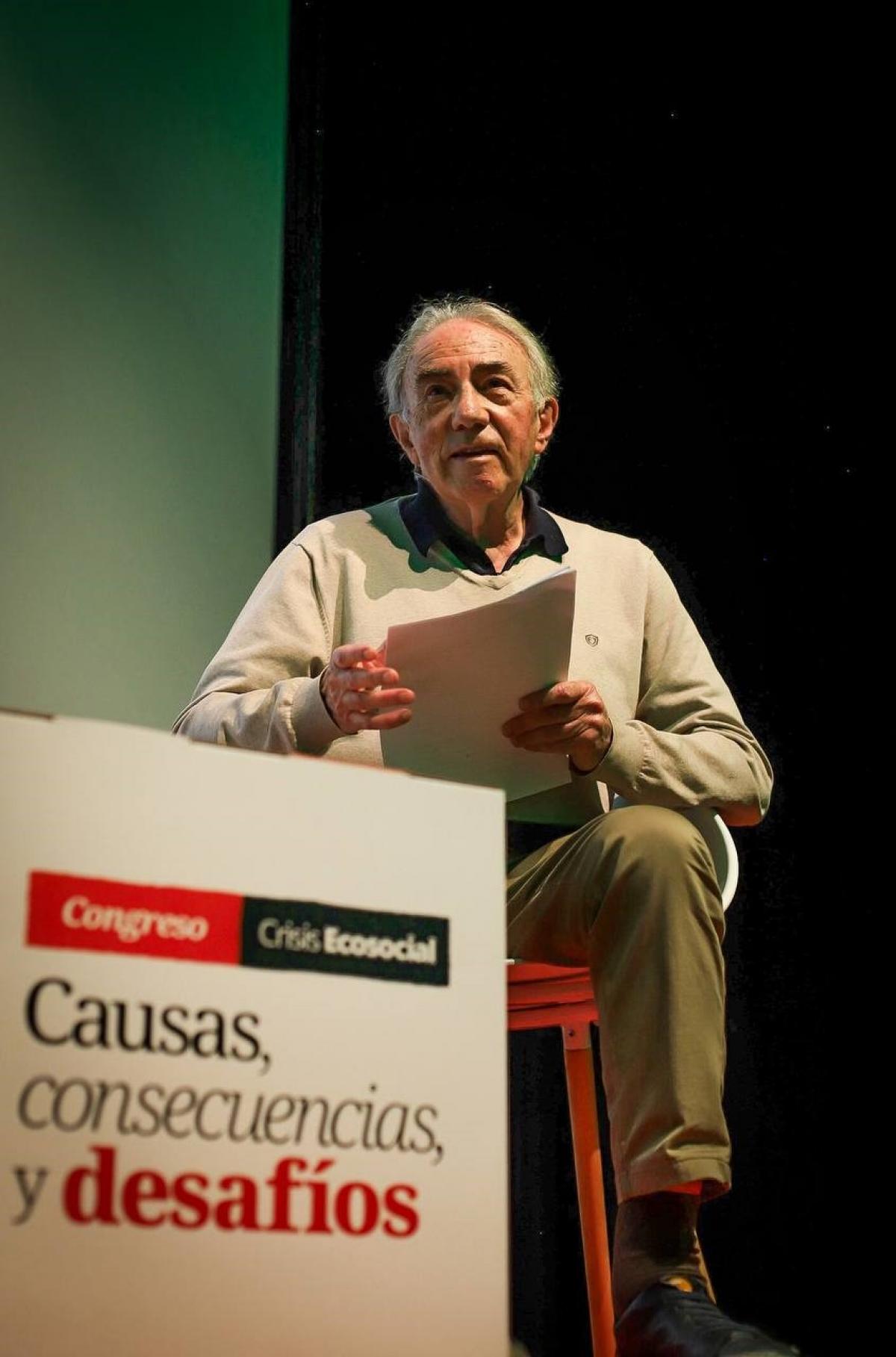Joaquim Sempere es doctor en Filosofía por la Universidad de Barcelona y licenciado en Sociología por la Universidad de París-X.