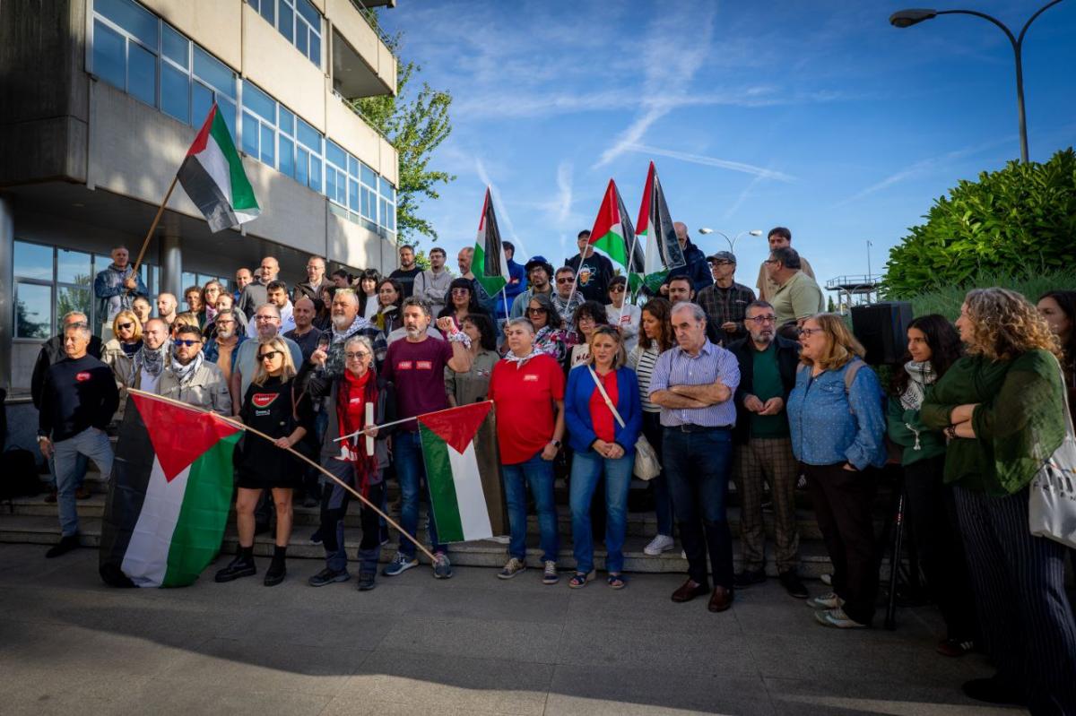 Cientos de centros de trabajo de toda España se han unido este 15 de octubre a la jornada de movilización convocada por CCOO y UGT para reivindicar el fin del genocidio del pueblo palestino.