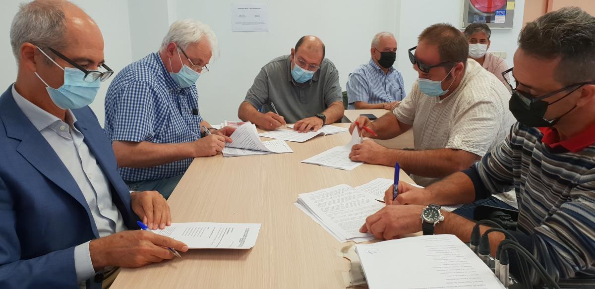 La delegacin de CCOO firma el nuevo convenio junto a la patronal del sector