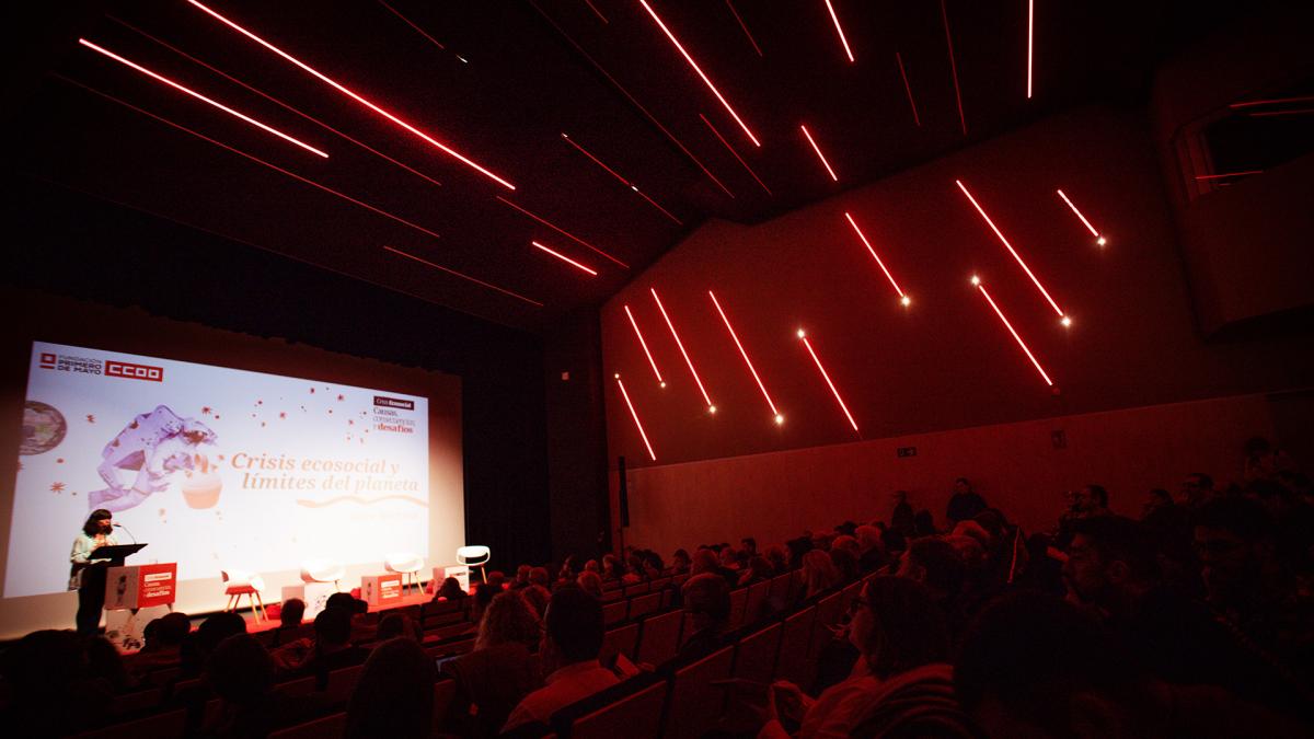 25 de octubre: Congreso Fundacin 1 de Mayo. Teruel. TaniaCastro.