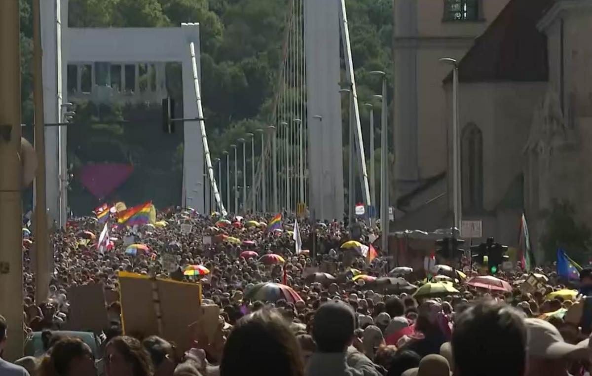 Es manifestación, no desfile