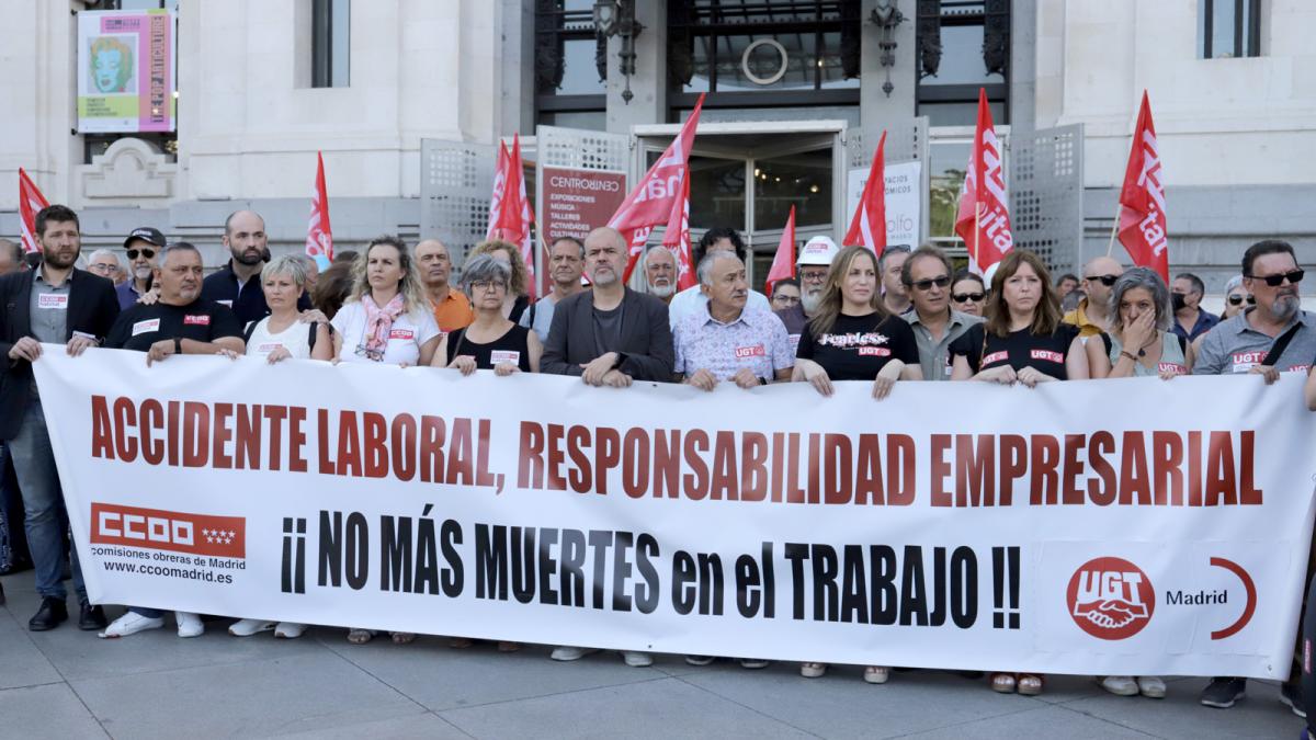 Concentracin de los sindicatos ante las muertes de trabajadores por la ola de calor (21 de julio)